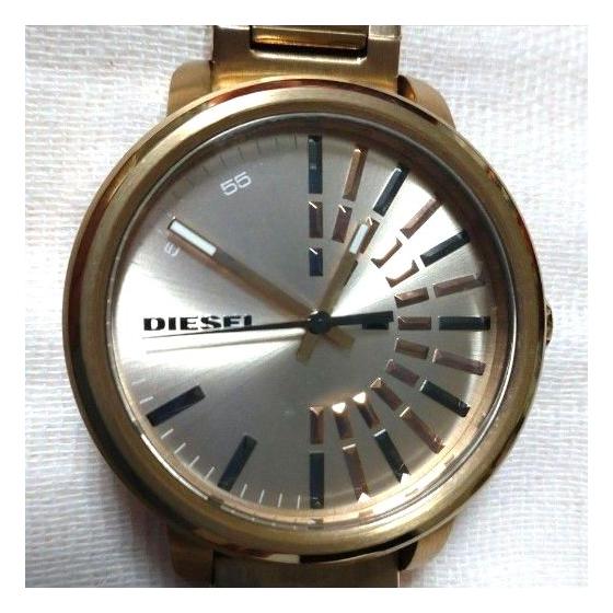 Used DIESEL Men s Watch Gold Analog Quartz (Battery Operated) No Accessories