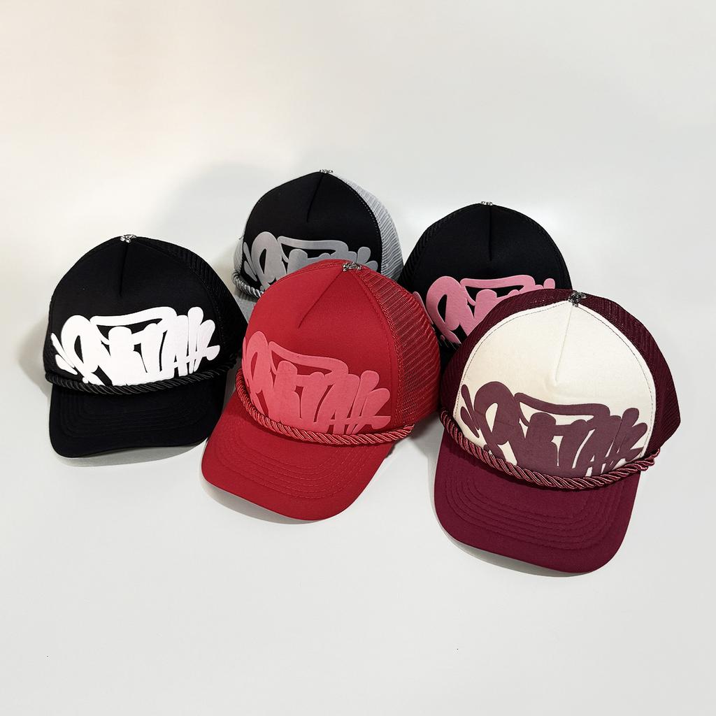 Syna Marca Trendy Ricamo Lettere Rete Cappellino da Baseball Per Uomo e Donna Versatile Traspirante Cappellino Protezione Solare Coppia Tendenza Moda