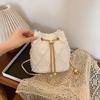 Ling Grid Řetízková Kbelíková Taška, Jednoduchá Crossbody Taška, Dámská Módní Ramenní Taška se Stahovací Šňůrkou a Střapcem
