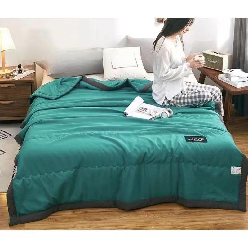 Summer Color Solid Blanket With Soft Filling For Kids And Student Dormitory