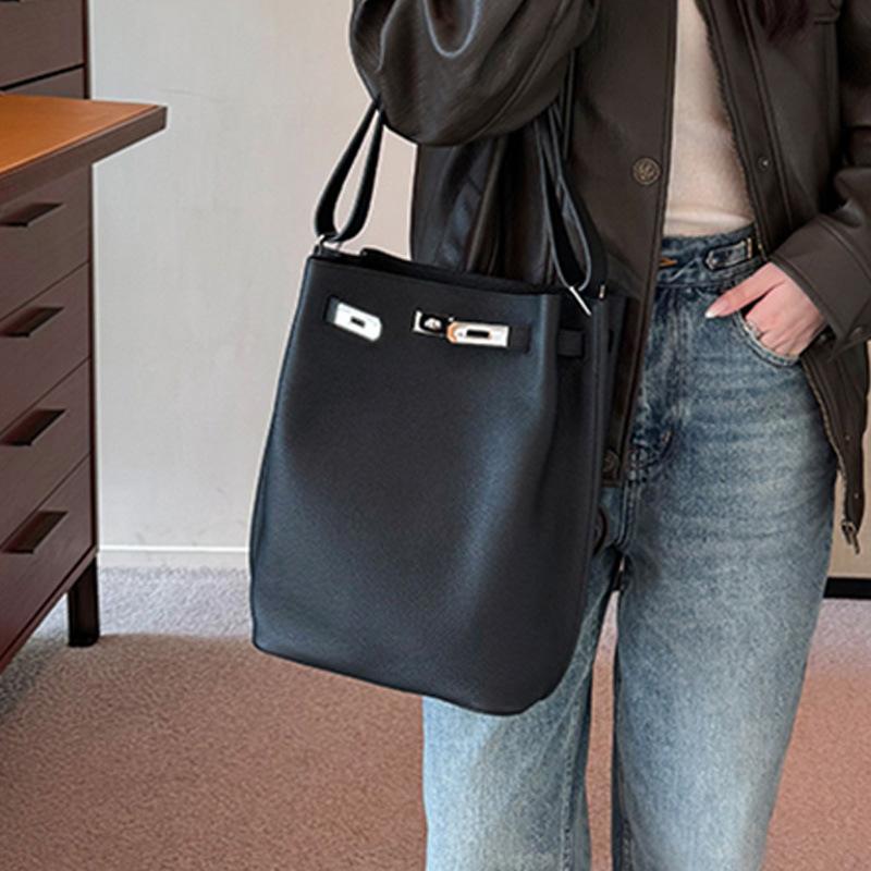 Togo First Layer Cowhide Kelly Bucket Bag Large Capacity Leather Messenger Tote Bag Women's High-end Single Shoulder Armpit Bag