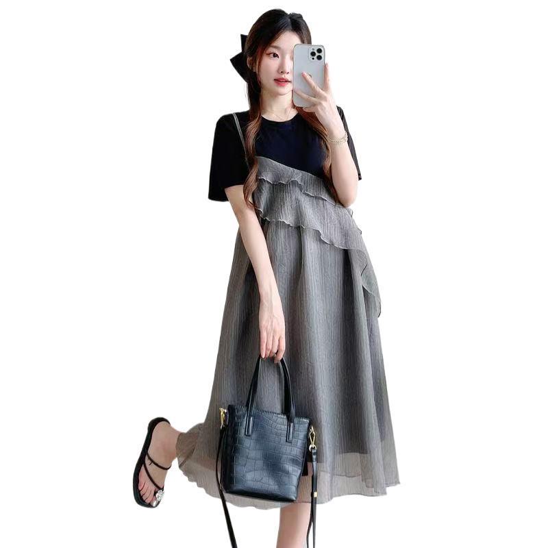 Sommer 2026 Damen Patchwork-Kleid im koreanischen Stil, Zweiteiler-Optik: Schicker, Trendiger und Jungendlicher Mid-Length Rock.