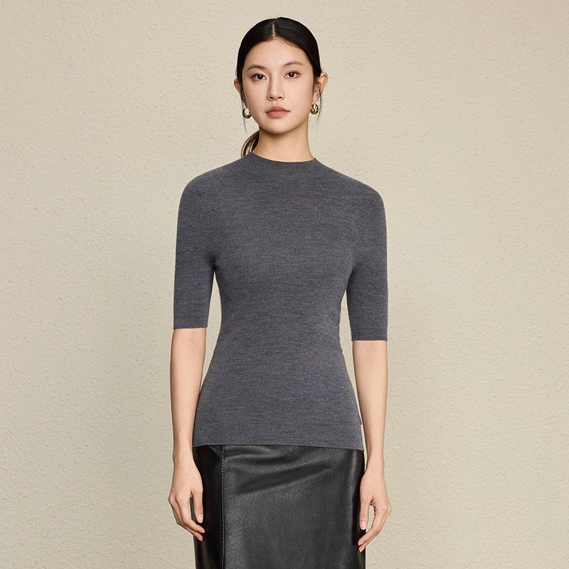 Yangzi 100% Wool Slim-Fit Sweater: 18-Gauge Single-Thread, Semi-High Neck, Mid-Sleeve, Solid Color Base Layer