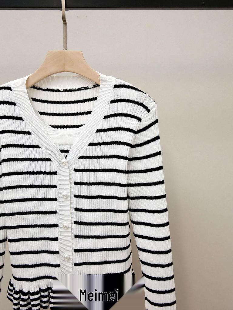 Autumn V-Neck Color Block Knitted Cardigan - French Style for Women