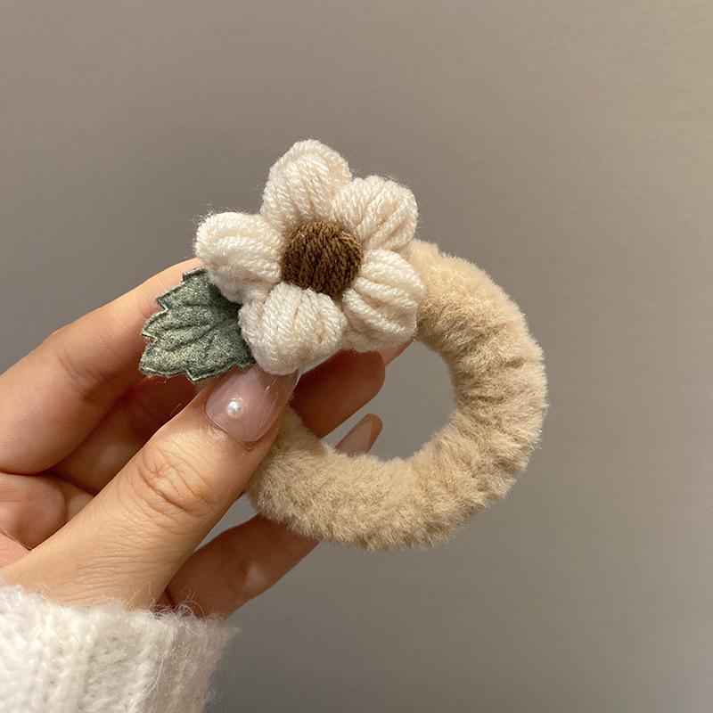

2022 Милая плюшевая резинка для волос с цветком для девочек - Сладкий осенне-зимний аксессуар