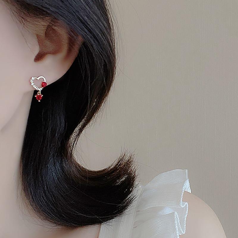Sweet Love Stud Earrings Women'S Light Luxury Gentle Zircon Red New Year'S Earrings Temperament Versatile Fashion Earrings