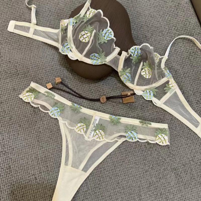 

Женское ультратонкое сетчатое нижнее белье Pipleneap с вышивкой, сексуальный кружевной бюстгальтер, модный французский летний комплект нижнего белья, бюстгальтеры и комплекты с Т-образной спинкой L бежевый