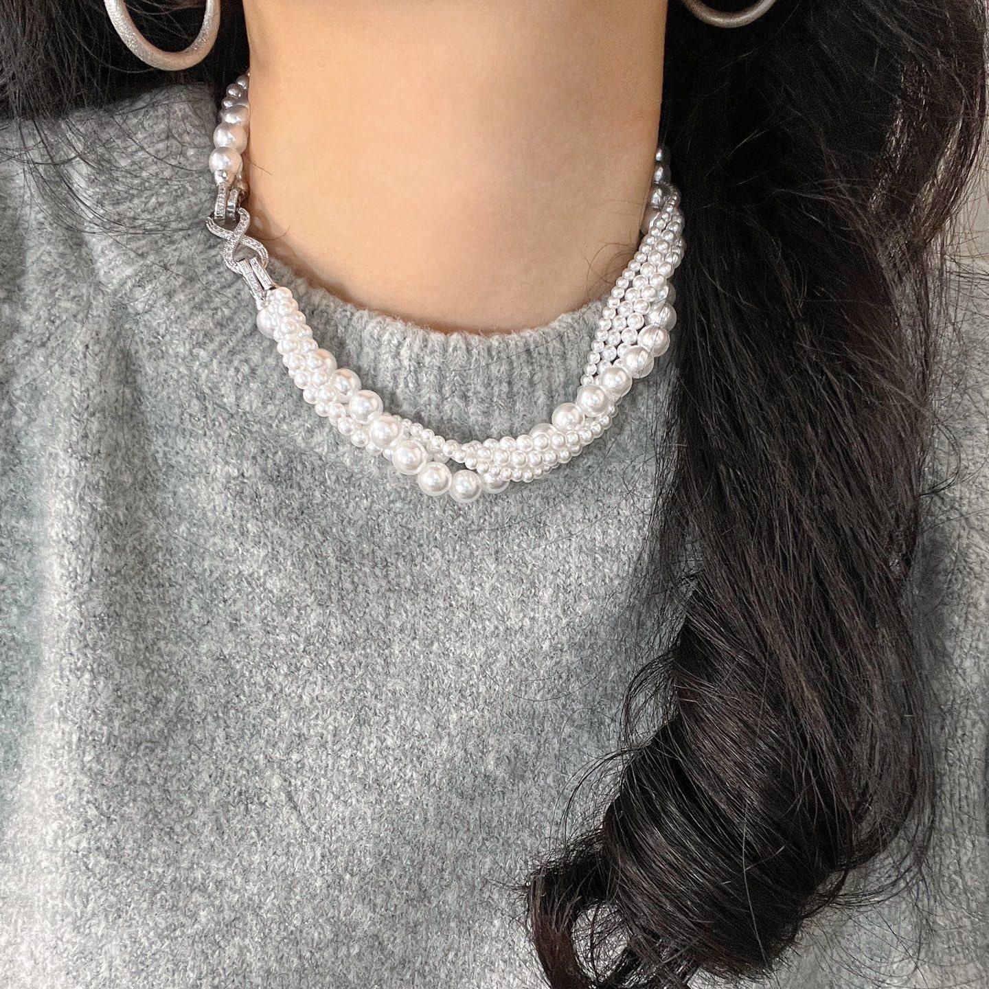 

High Gloss Faux Crystal Pearl Multi-Layer Design Detachable Necklace Clavicle Chain