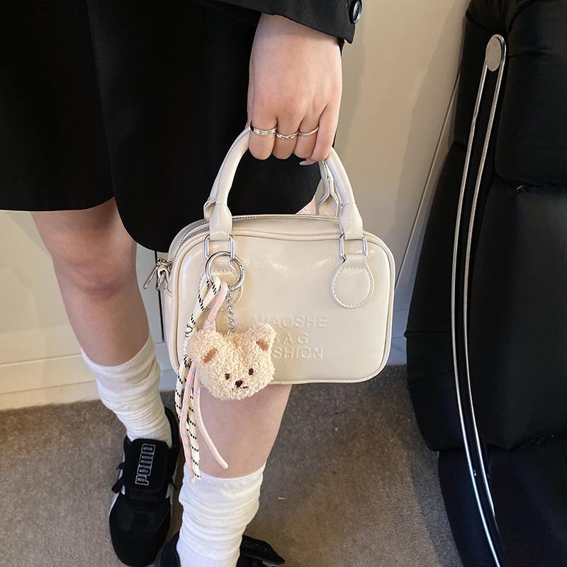 Premium retro handbag bag women's spring and summer 2025 popular shoulder bag casual versatile messenger small square bag