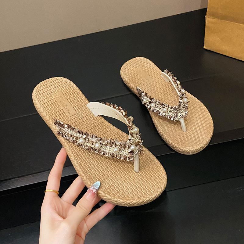 New Women's Anti-slip Cold Board Shoes and Student Casual Beach Slippers