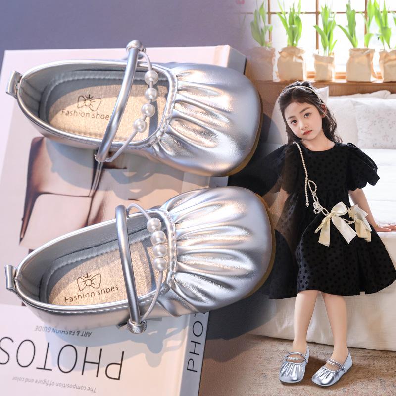 Mädchen Lederschuhe Sommer 2025 neue Kinder Baby Ballett Einzel Schuhe Mädchen Mode Ausländischer Stil mit Rock Prinzessin Schuhe