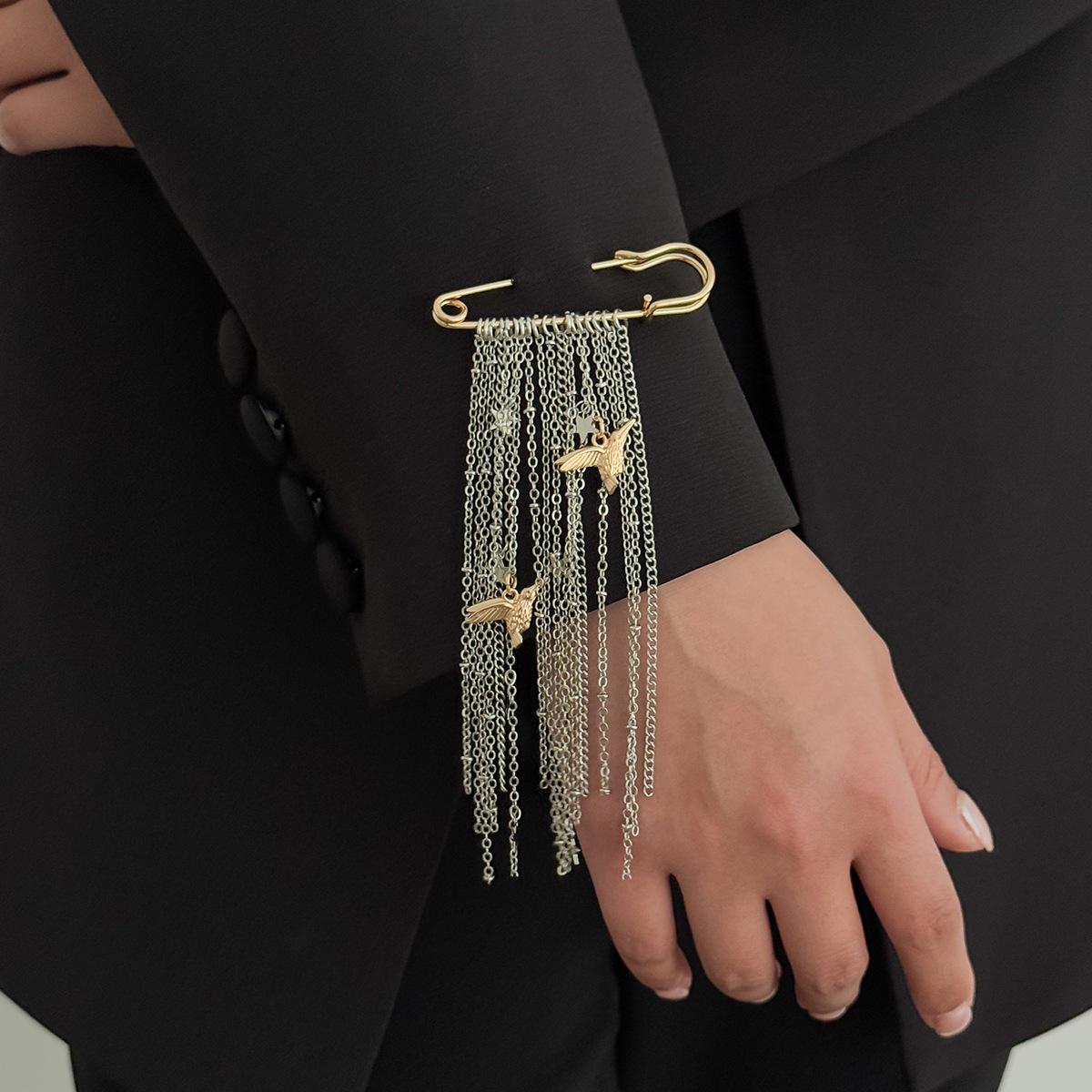 Personalized Star Long Tassel Chain Brooch, Women s Simple Peace Dove Pendant, Multi-layer Chain, Clothes Pants Fixed Pin