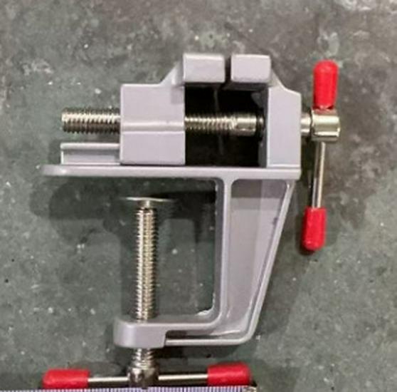 Multi-functional Mini Flat Jaw Bench Vise for Household Workbench