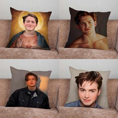 Schauspieler Kit C-Connor Kissenbezug Für Zuhause Schlafzimmer Auto Büro Dekoration Wohnzimmer Sofakissenbezug Geeignet