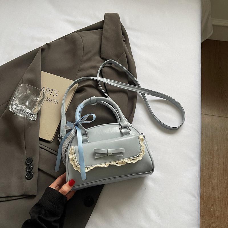 High-end Niche Bag Women's New Summer Fashion Messenger Bag Portable Pillow Bag