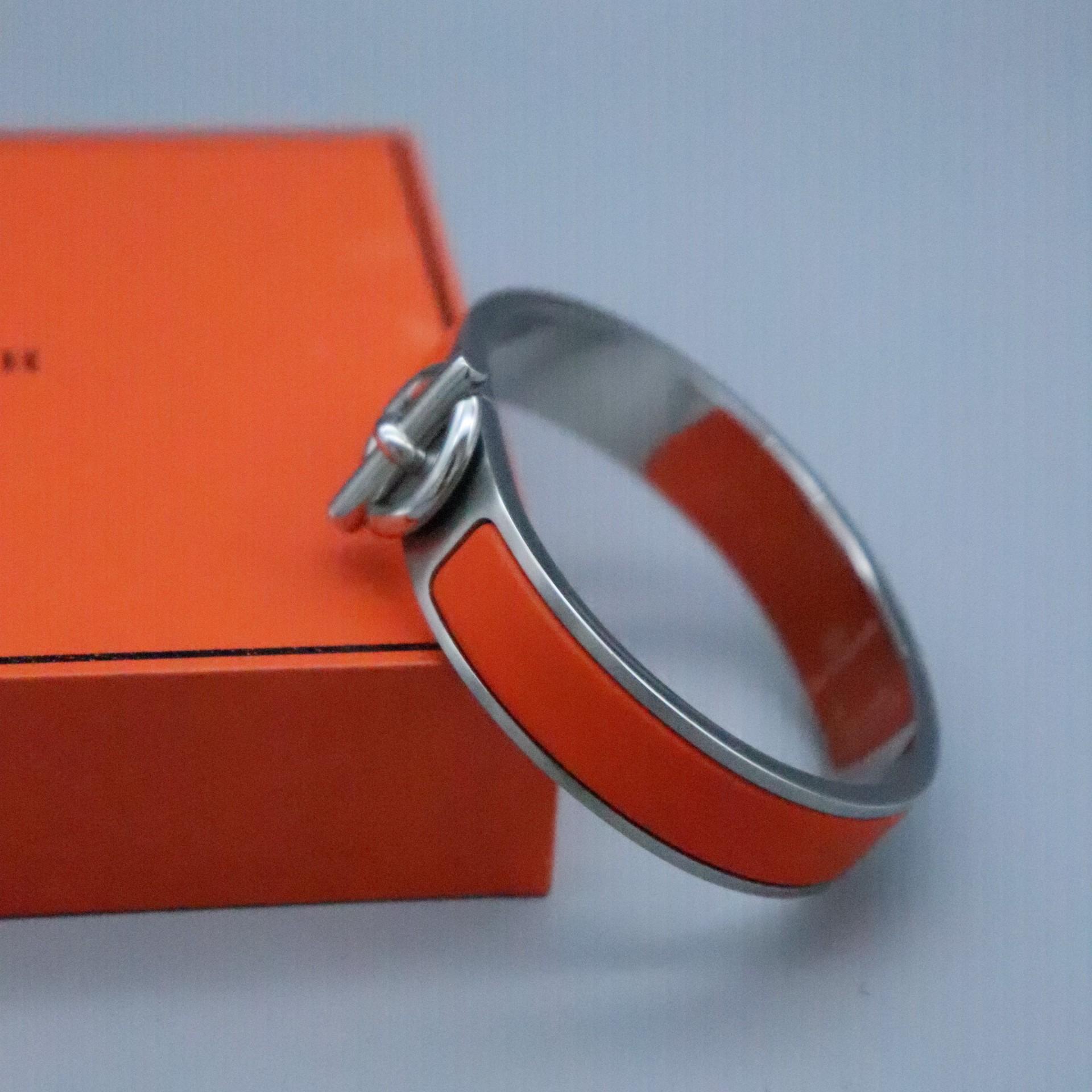 

Браслет Матовий Морозний Емаль Висококласний Трендовий Чоловічий Стиль Size 17, frosted gold помаранчевий