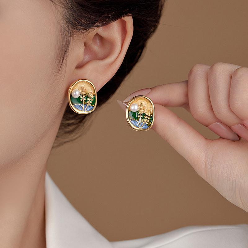 Women's Retro Enamel Drip Oil Wheat Ear Earrings - High-End, Unique Design
