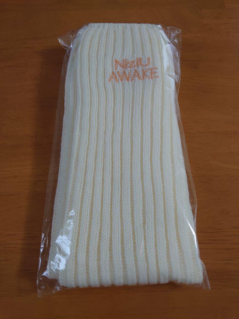 

[Б/У] Гетры NiziU AWAKE