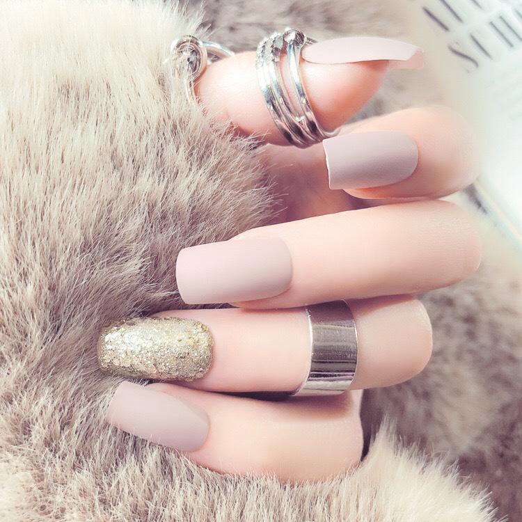 

24pcs Medium Length Matte Color Block Gold Finished Press-On False Nails