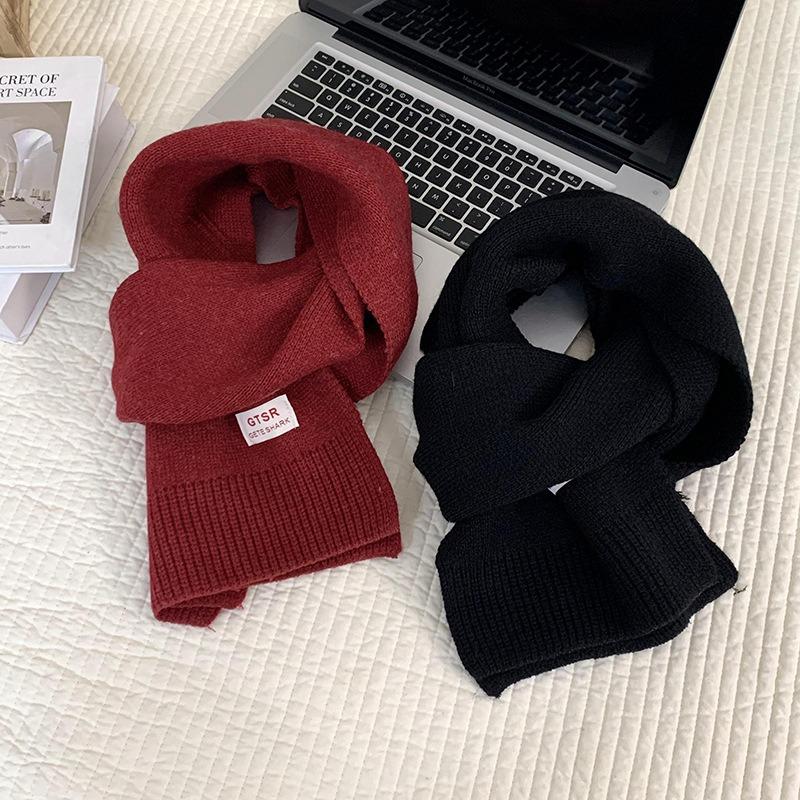 Knitted scarf women's high-end autumn and winter versatile student couple warm small scarf scarf shawl