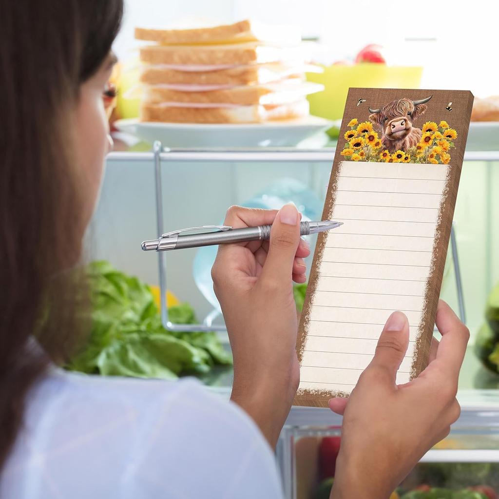 2Pcs Highland Cow Magnetic Notepads Rustic Cow Sunflower Bee List To-Do Paper Pad Brown Grocery Shopping List Memo Pad For Home Kitchen Fridge Decor