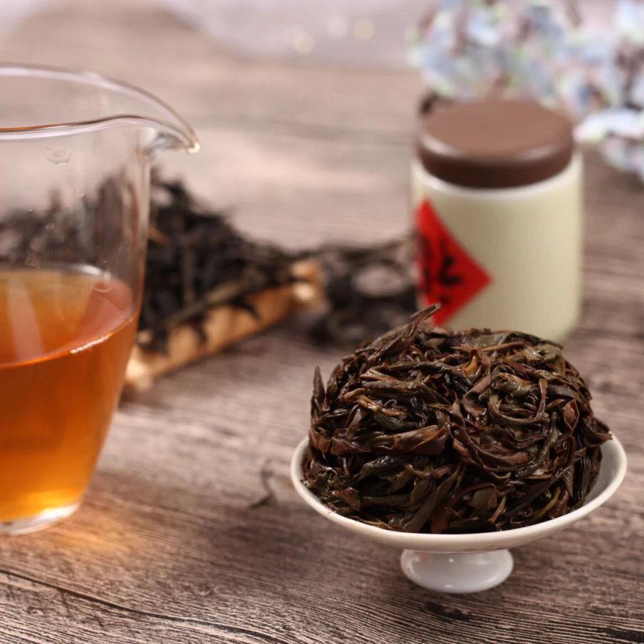 Herbata Premium Dancong Oolong o zapachu chińskiej miodowej orchidei feniksowej i mediolańskiej