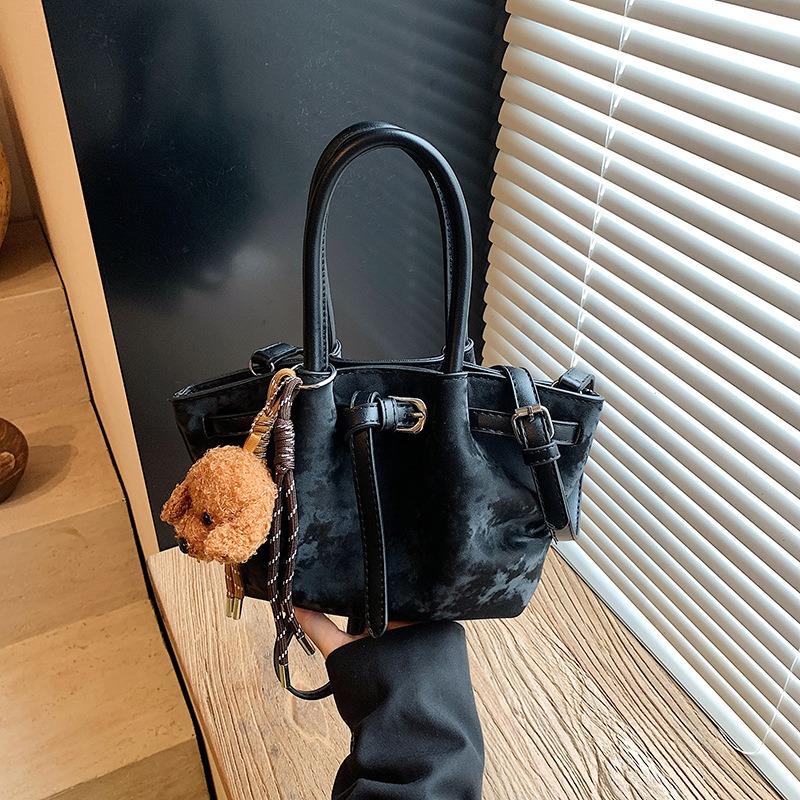 Spring and Summer Portable Small Bag Women's New Fashion Versatile Shoulder Messenger Bag Bucket Bag Small Bag