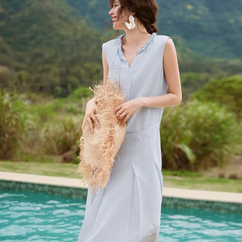 

ELLE 2026 Summer Embroidered Sleeveless Pleated Dress XL