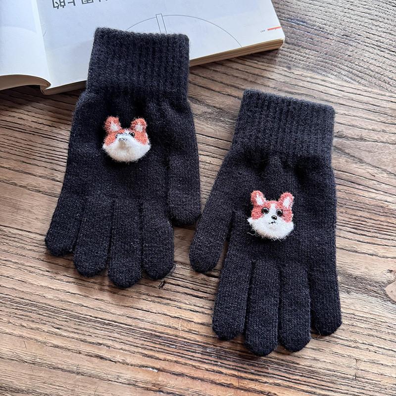 Knitted Animal Pattern Gloves For Winter Warmth And Style
