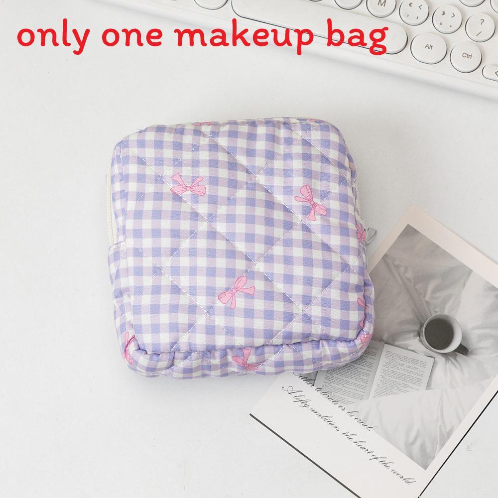 Heart Pattern Travel Makeup Bag With Breathable Cotton For Women And Men