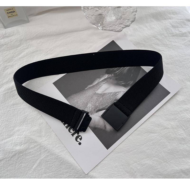 Elastic Versatile Waist Belt For Women Featuring Stylish Plastic Fastener In Elegant Black
