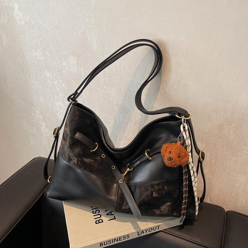 Retro Large-capacity Tote Bag Women's New Autumn and Winter Multi-purpose Backpack Commuter Shoulder Bag