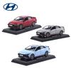 1:38 Modello di Auto in Metallo pressofuso Hyundai Avante N PE con Set Espositore (3 colori)