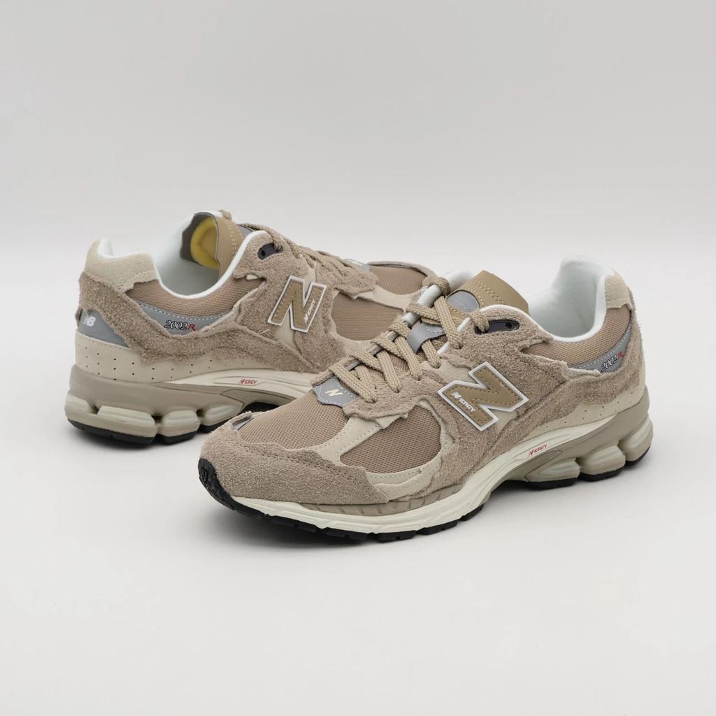 M2002RDL New Balance 2002R Protection Pack Driftwood Beige Brown White (Men's)