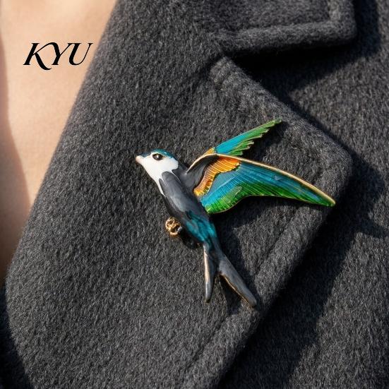 Swallow Suits Brooch Pin for Women, Enamel Oil Dripping Bird Lapel Badge Pin, Decorative Alloy Coats Dresses Scarves Shirts