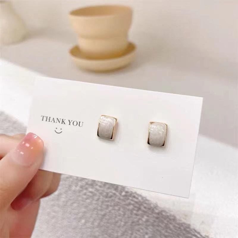 

Серьги C-образной формы с геометрическим кофейным цветом для женщин, модные темпераментные ретро-серьги, простые и универсальные аксессуары для ушей