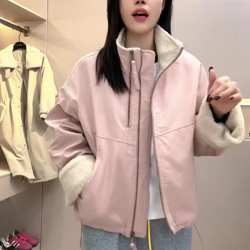 Dámský kabát z jehněčí vlny s fleecovou podšívkou v evropském stylu - 2024 Zimní ležérní bunda volného střihu