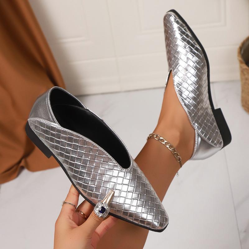Mode 2025 Neue Schuhe für Damen Retro Damen Slipper mit eckiger Zehenpartie Loafer Damen V-Ausschnitt Flachmündig Mode Niedrige Absätze Einzelne Schuhe