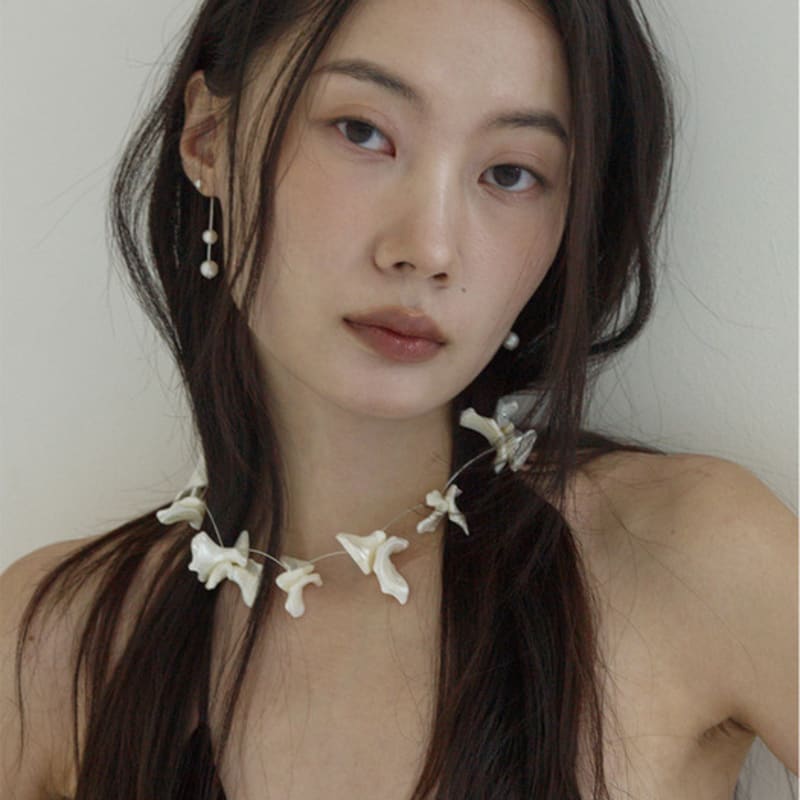 MONDAY EDITION [MJxME] Lilium Line Necklace