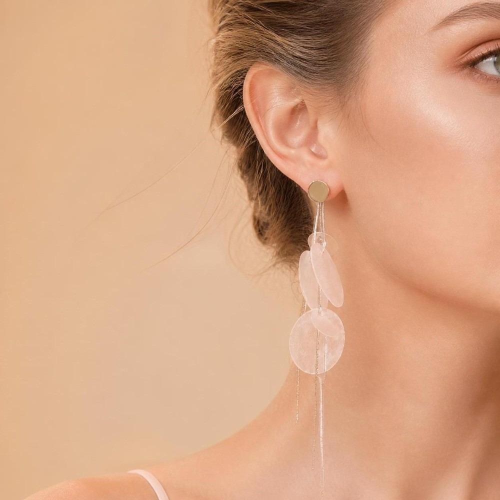1pair Metal Shell Tassel Earrings Round Shell Fringed Drop Earrings Acrylic Disc Earrings  Women