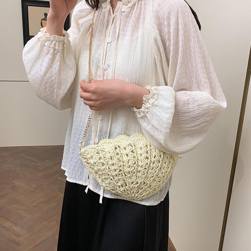 The Vintage Seashell Shape Handwoven Straw Shoulder Bag Summer Beach Handmade Chain Hollow Out Crossbody Bag AVE