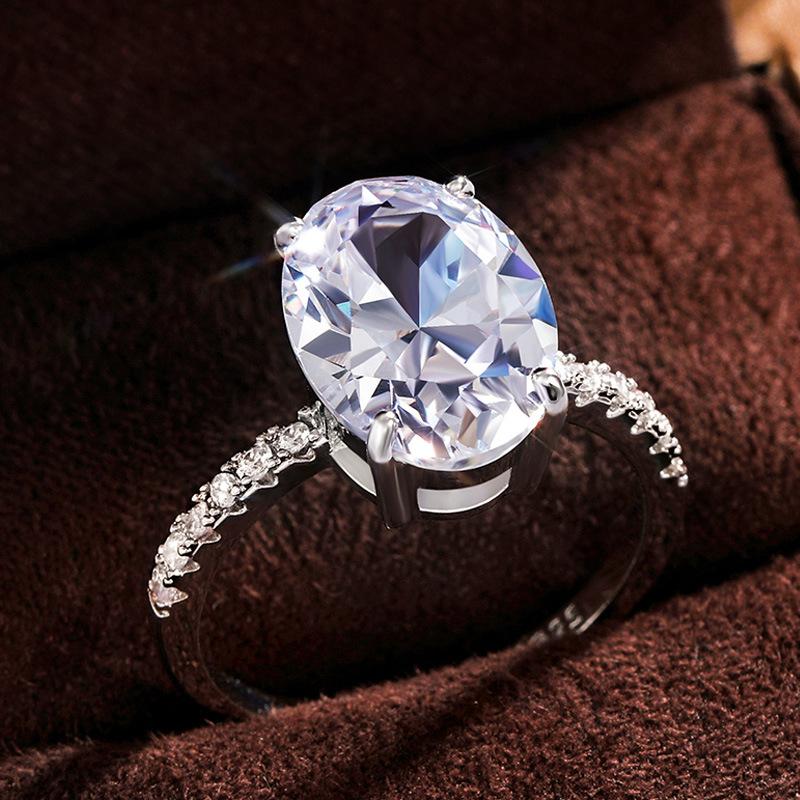 Best-selling Model Recommendation, Classic Oversized Shiny Zircon Women's Ring, Copper Engagement Ring.