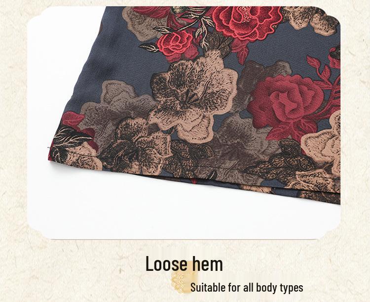 Stylish Short-Sleeved Printed Casual Summer Set for Middle-Aged Women, Lightweight Plus Size Pajamas, Versatile for Home or Outdoor Wear.