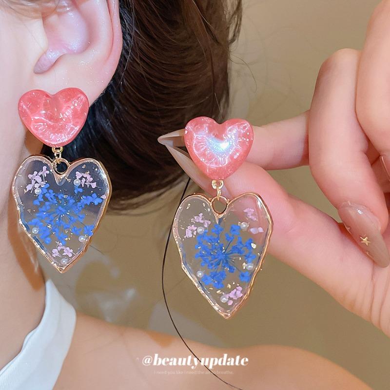 Silver Needle Resin Love Pendant Earrings Fashion Sweet Cool Temperament Earrings Sweet Face Small Giant Good-looking Earrings Women