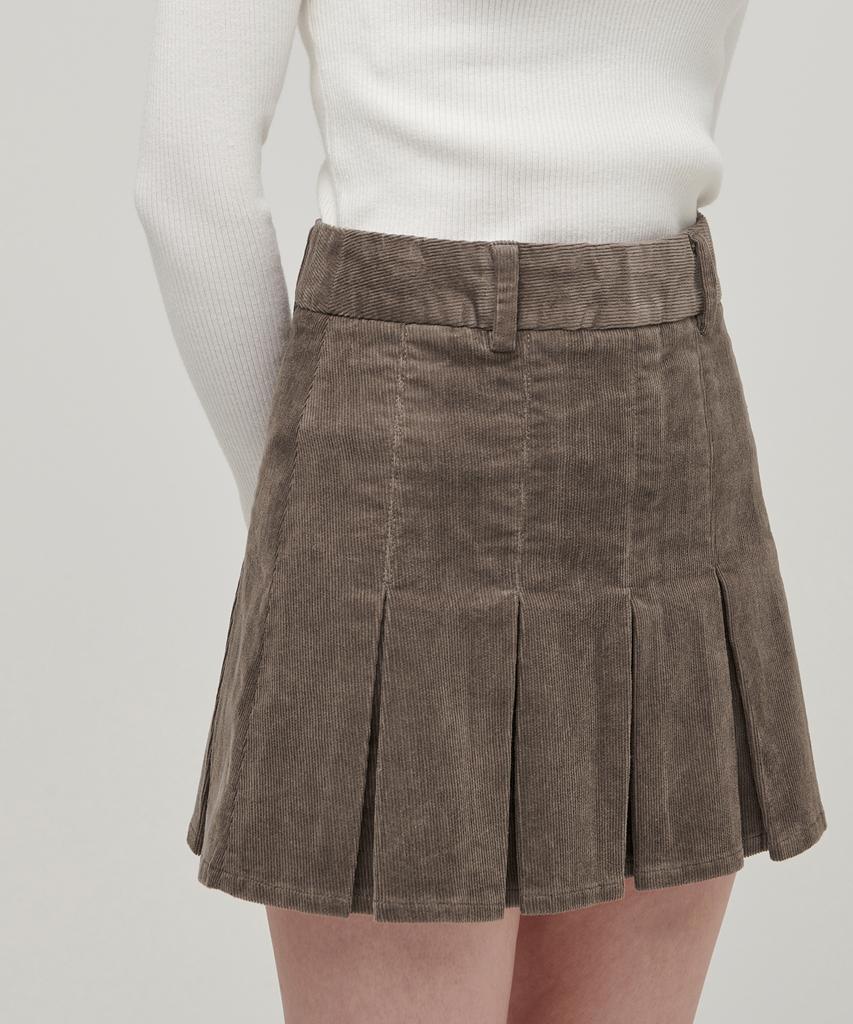 Musinsa Standard Woman Women'S Corduroy Pleated Mini Skirt [Khaki Brown]