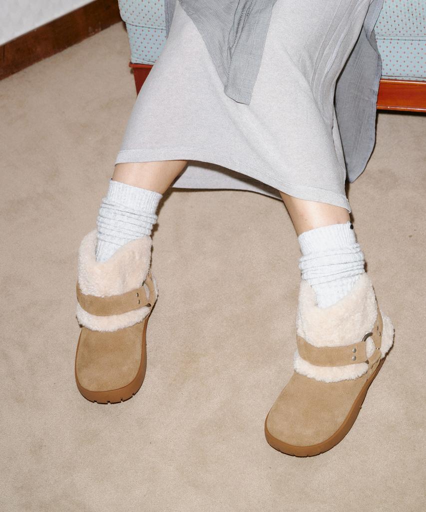 Khiho Buckmore Fur Boots Beige