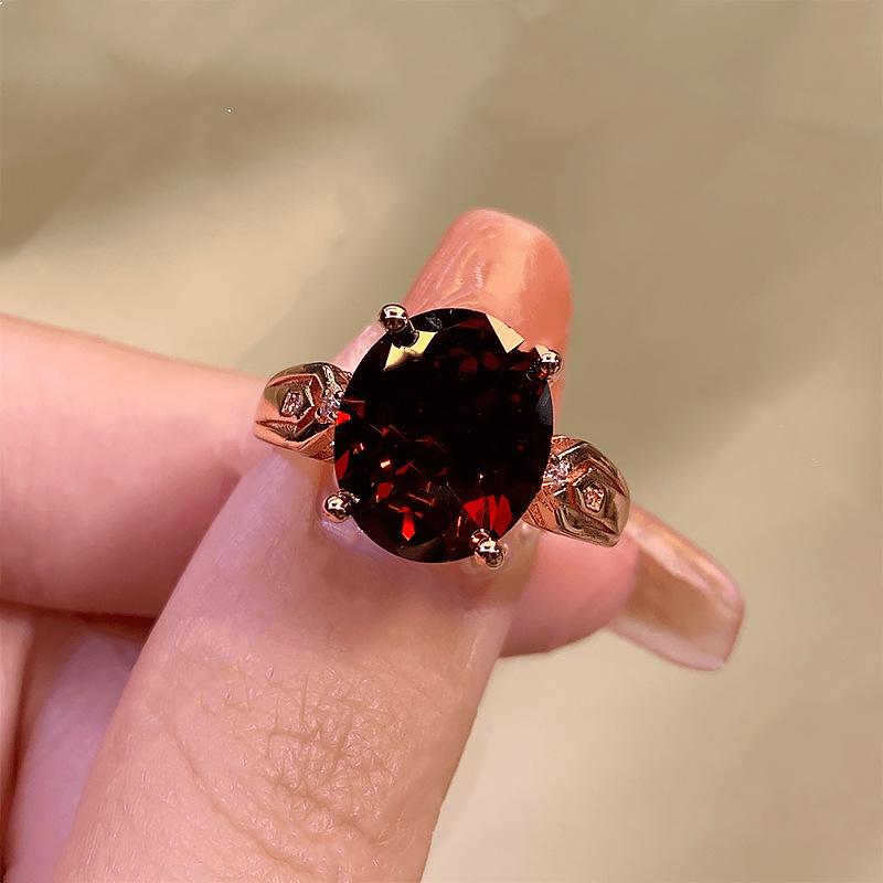 

Large Carat Pomegranate Red Ring Women S Light Luxury High-End Rose Gold-Plated Open Ring opening adjustable