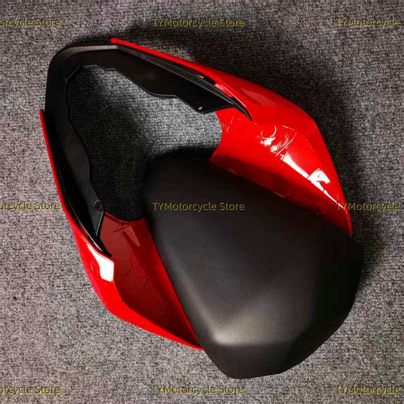 Rear Tail Side Fairing Cowl Passenger Pillion Seat Cushion kit Fit For DUCATI Panigale V4 V4R V2 Streetfighter V4 V4S 2017-2024