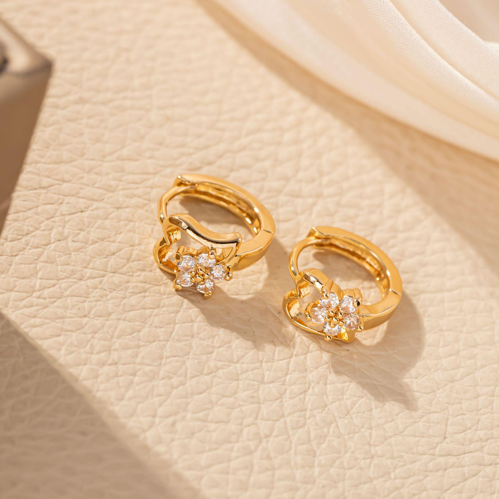 Luxury Retro Zircon Stud Earrings: High-End Korean Style Niche Design