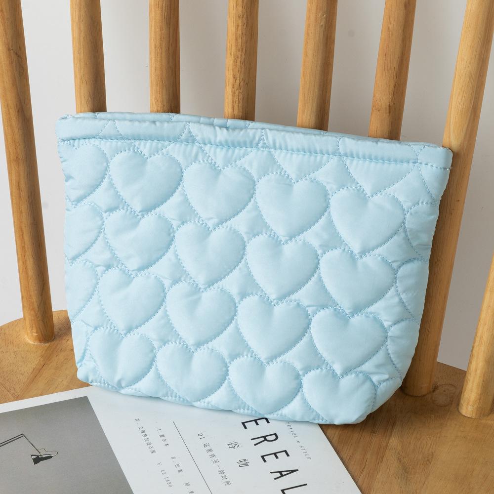 Large Capacity Cosmetic Bag Women Fashion Soild Heart Quilting Handbag Portable Travel Lipstick Makeup Organizer Storage Bags